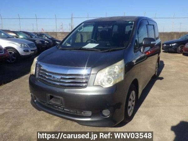 Used2010 AT Toyota Noah ZRR70GImage[2]