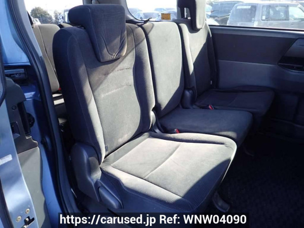 Used 2008 AT toyota voxy ZRR70G Image[14]