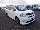 Toyota Noah ZRR70W