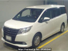 Toyota Noah ZRR80G