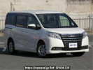 Toyota Noah ZRR80G