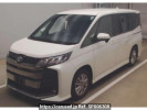 Toyota Noah MZRA90W