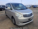 Toyota Noah ZRR70G