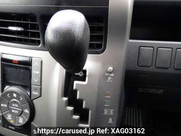 Used 2010 AT toyota voxy ZRR70G Image[24]