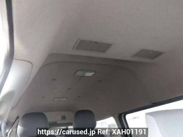 Used 2004 AT toyota hiace-van KDH205K Image[11]