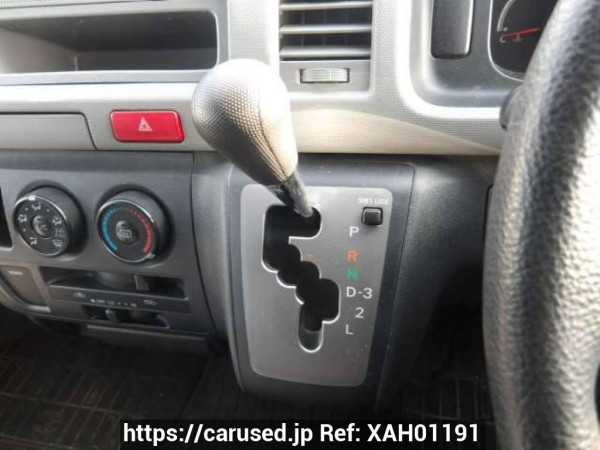 Used 2004 AT toyota hiace-van KDH205K Image[20]