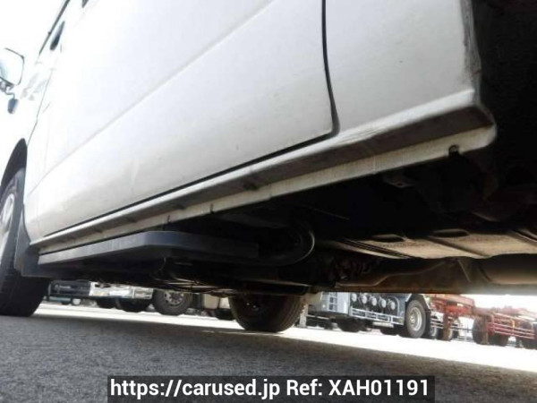 Used 2004 AT toyota hiace-van KDH205K Image[34]