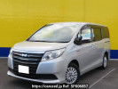 Toyota Noah ZWR80G