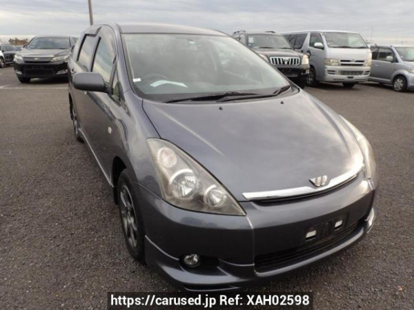 Used 2003 AT toyota wish ZNE14G Image[0]