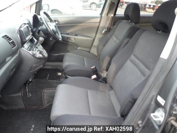 Used 2003 AT toyota wish ZNE14G Image[12]