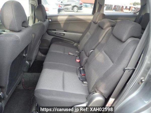 Used 2003 AT toyota wish ZNE14G Image[14]