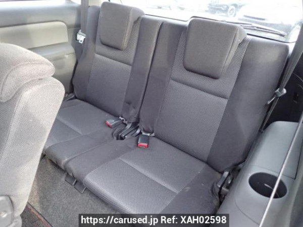 Used 2003 AT toyota wish ZNE14G Image[15]
