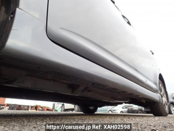Used 2003 AT toyota wish ZNE14G Image[33]