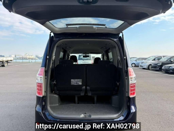 Used 2008 AT toyota noah ZRR75G Image[8]