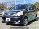 Toyota Noah DBA-ZRR70G