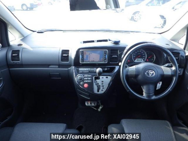 Used 2004 AT toyota wish ZNE10G Image[17]