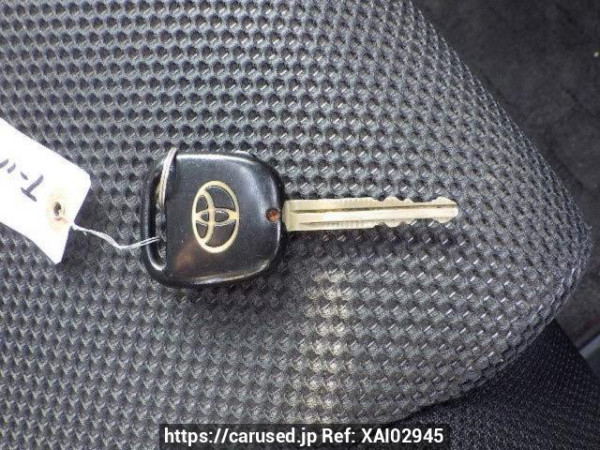 Used 2004 AT toyota wish ZNE10G Image[27]