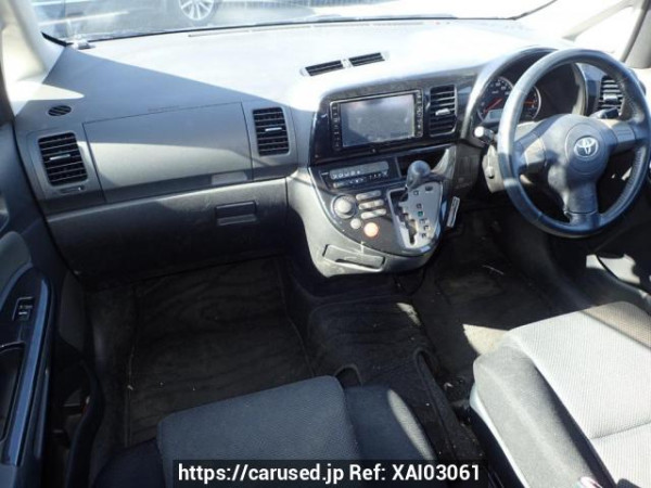 Used 2005 AT toyota wish ZNE10G Image[16]