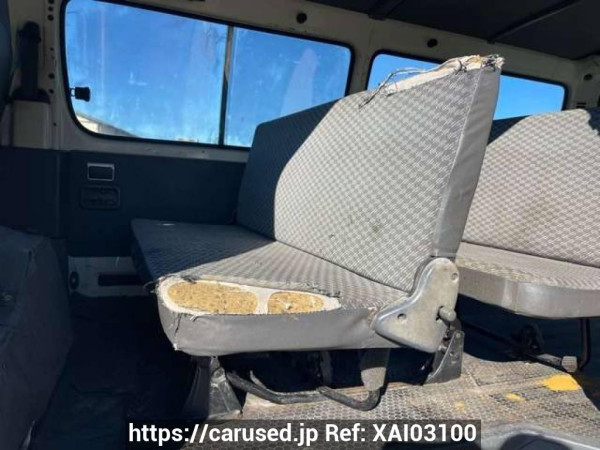 Used 2003 AT toyota hiace-van TRH112V Image[14]