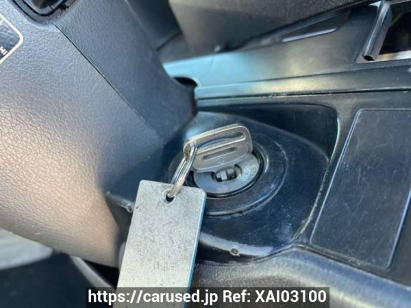 Used 2003 AT toyota hiace-van TRH112V Image[25]
