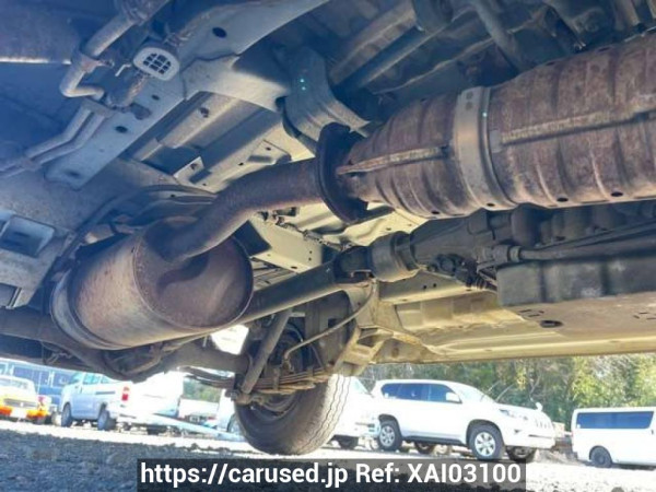 Used 2003 AT toyota hiace-van TRH112V Image[41]