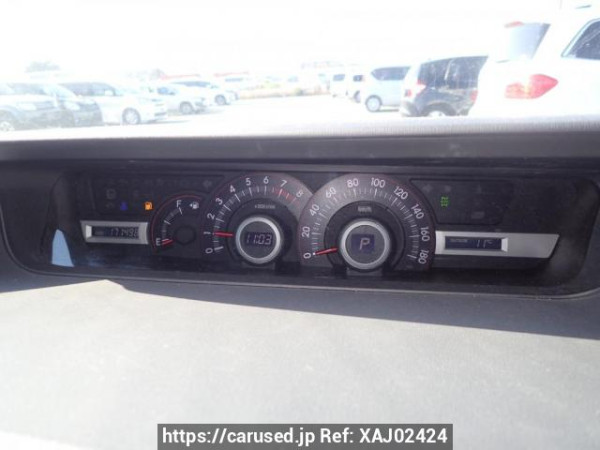 Used 2008 AT toyota voxy ZRR75W Image[18]