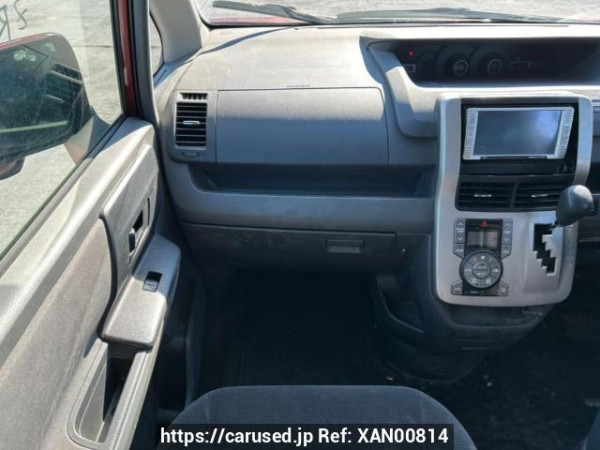 Used 2009 AT toyota voxy ZRR70G Image[18]