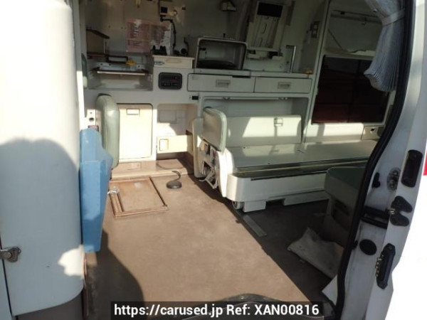 Used 2001 AT toyota granvia VCH38S Image[11]