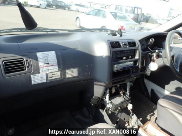Used 2001 AT toyota granvia VCH38S Image[14]