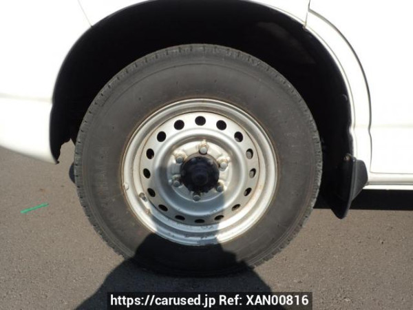 Used 2001 AT toyota granvia VCH38S Image[20]