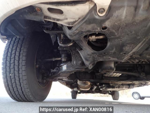 Used 2001 AT toyota granvia VCH38S Image[24]