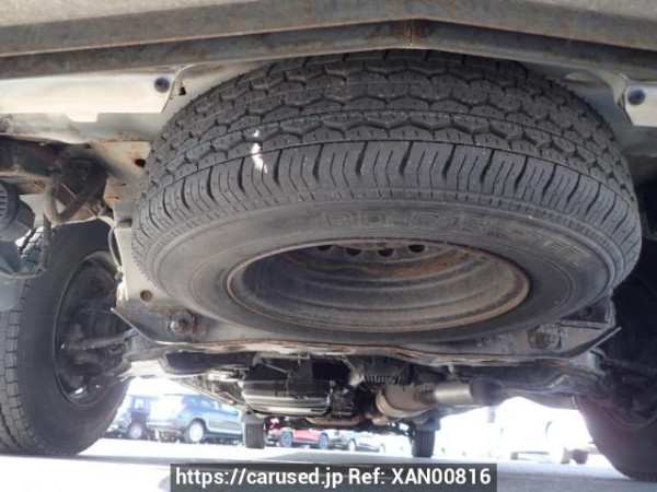 Used 2001 AT toyota granvia VCH38S Image[27]