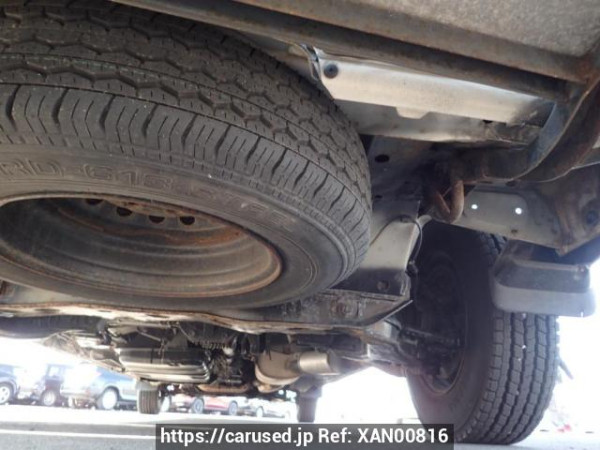 Used 2001 AT toyota granvia VCH38S Image[28]