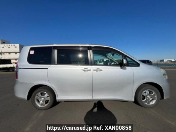 Used 2008 AT toyota noah ZRR70G Image[7]