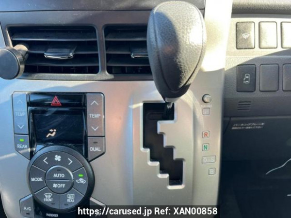 Used 2008 AT toyota noah ZRR70G Image[25]