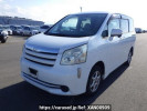 Toyota Noah ZRR70G