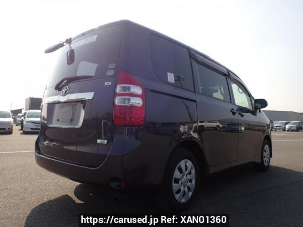 Used 2012 AT toyota noah ZRR70G Image[5]