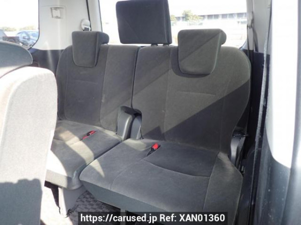 Used 2012 AT toyota noah ZRR70G Image[14]
