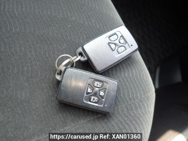 Used 2012 AT toyota noah ZRR70G Image[25]