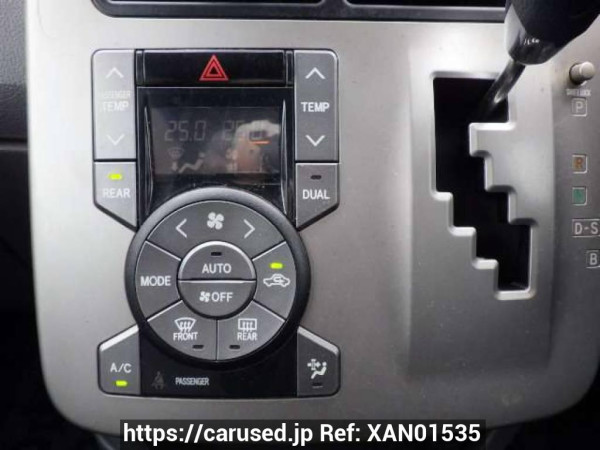 Used 2009 AT toyota noah ZRR70G Image[22]