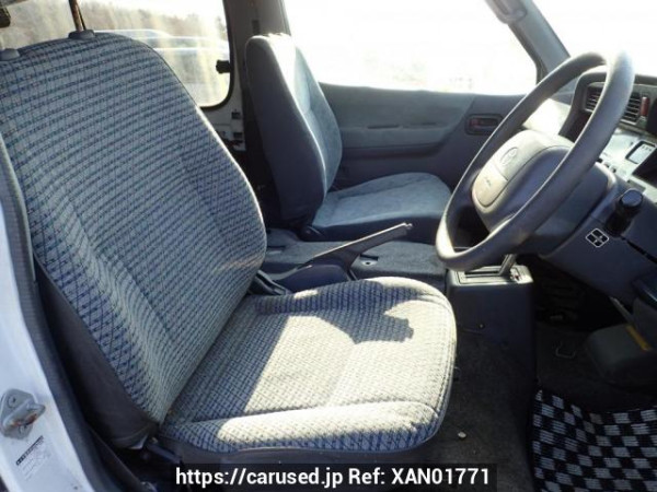 Used 2000 AT toyota hiace-van RZH112V Image[9]