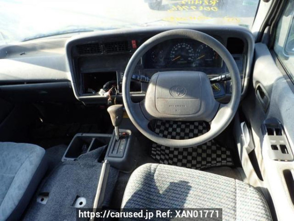 Used 2000 AT toyota hiace-van RZH112V Image[12]