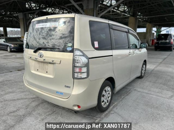 Used 2010 AT toyota voxy ZRR70G Image[6]