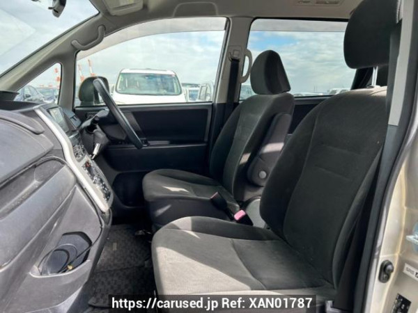 Used 2010 AT toyota voxy ZRR70G Image[14]