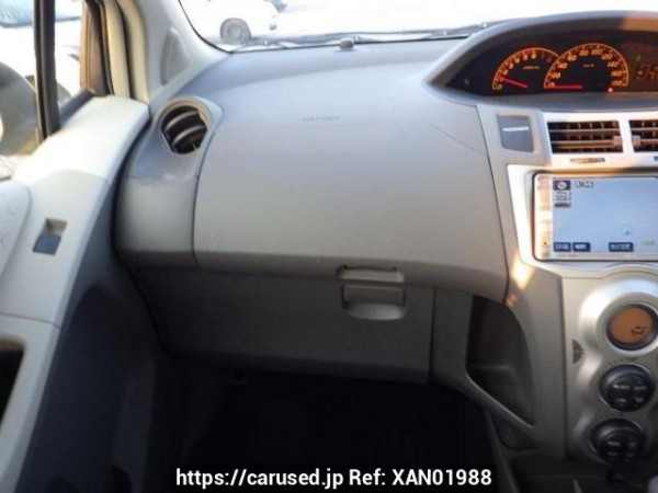 Used 2007 AT toyota vitz SCP90 Image[16]