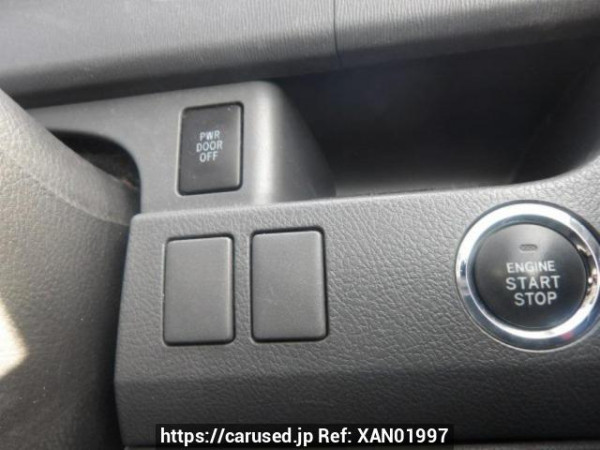 Used 2010 AT toyota voxy ZRR75W Image[21]