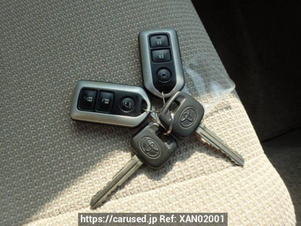 Used 2005 AT toyota raum NCZ20 Image[21]
