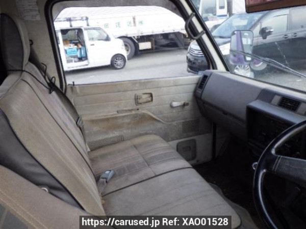Used 1988 MT isuzu elf-truck NHR55E Image[17]