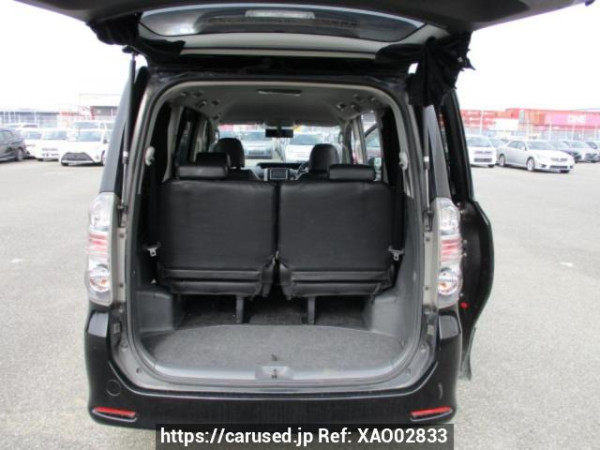 Used 2008 AT toyota voxy ZRR70W Image[8]