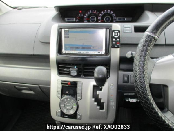Used 2008 AT toyota voxy ZRR70W Image[20]